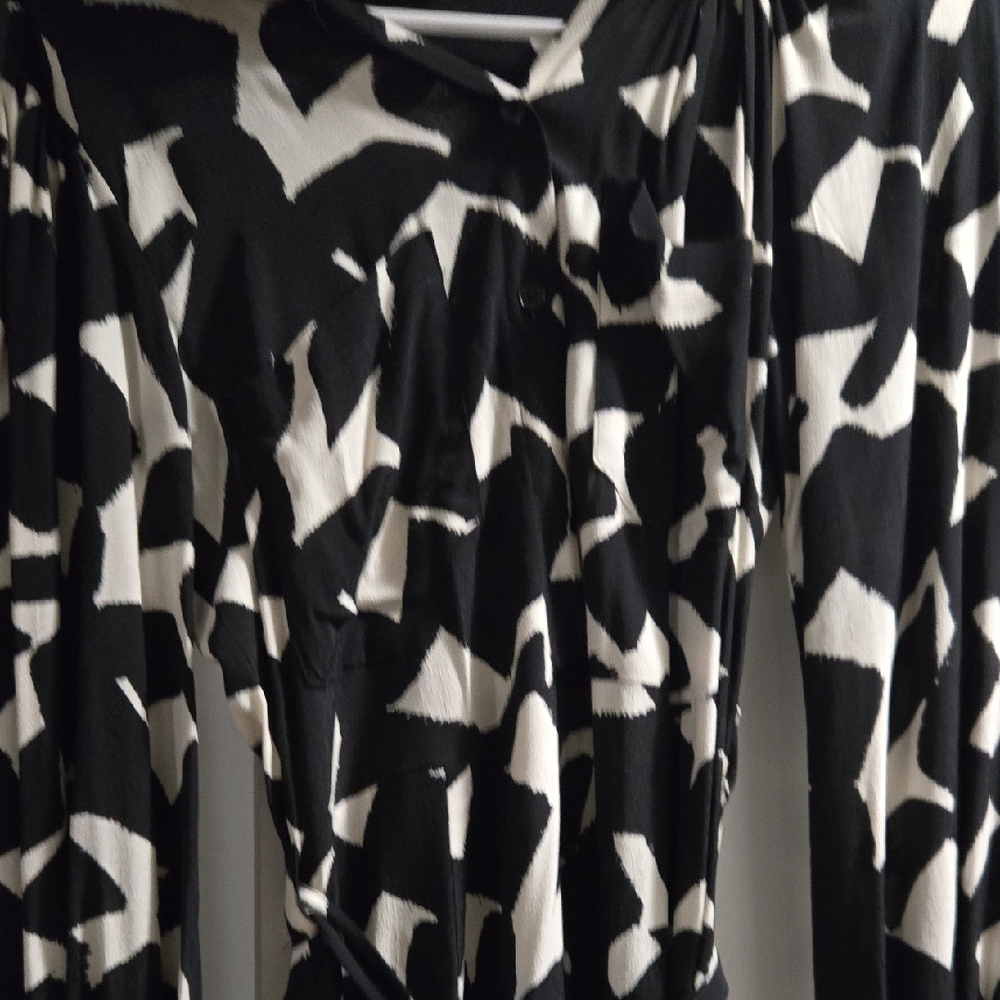 Zara Black and White Patterned Dress